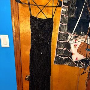 I am selling my beautiful junior prom dress. Only worn once!